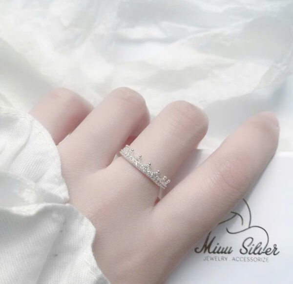 Nhẫn vương miệng