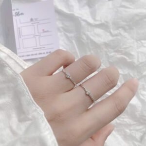 Nhẫn trơn đính đá